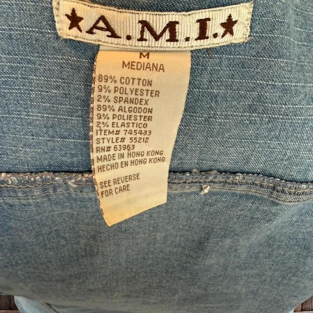 A.M.I. Womens Medium Denim Jacket Horseshoe Floral Embroidery Blue Jean Jacket